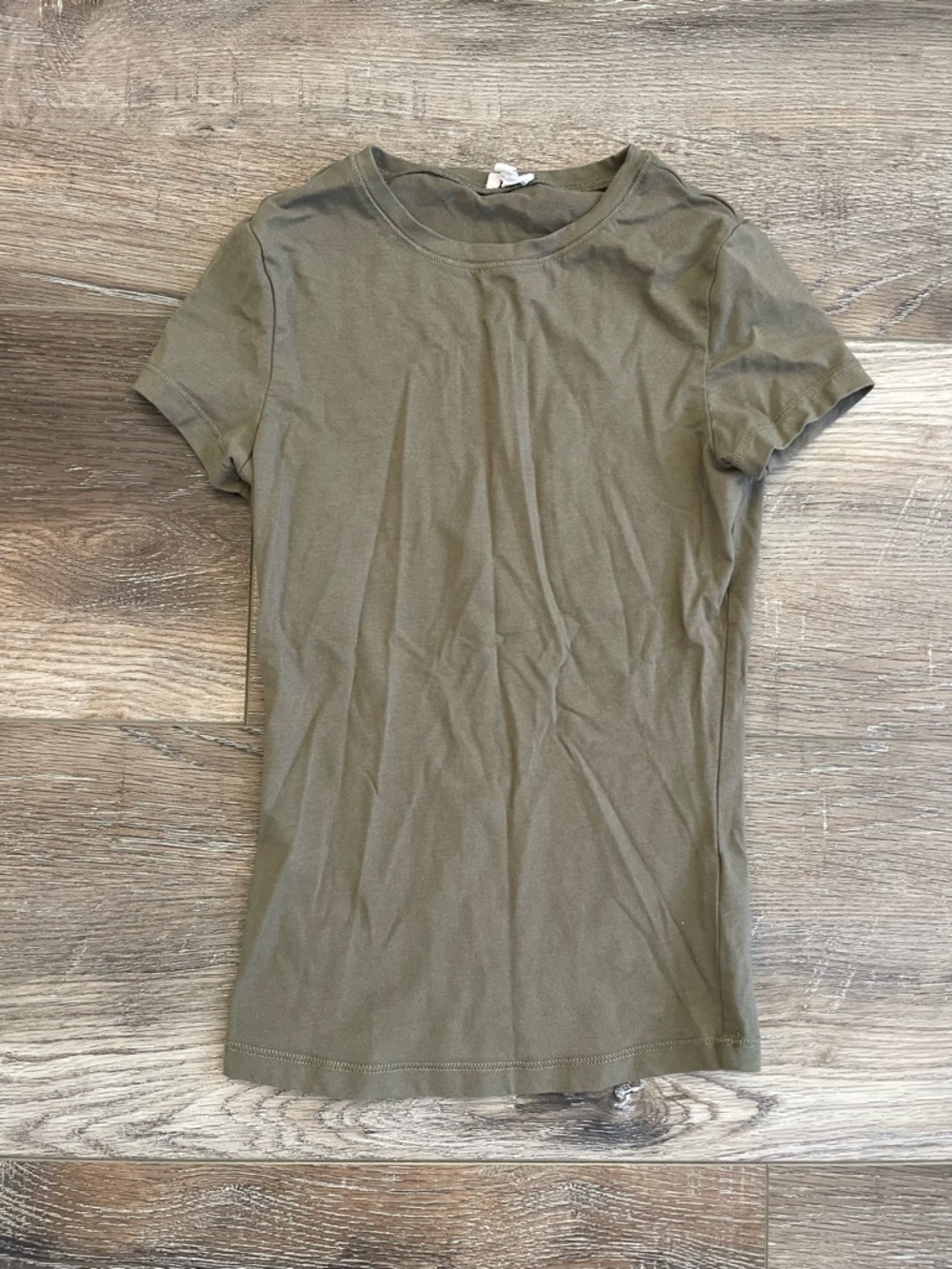 Garage Olive Green Short Sleeve Crew Tee like new size XXS